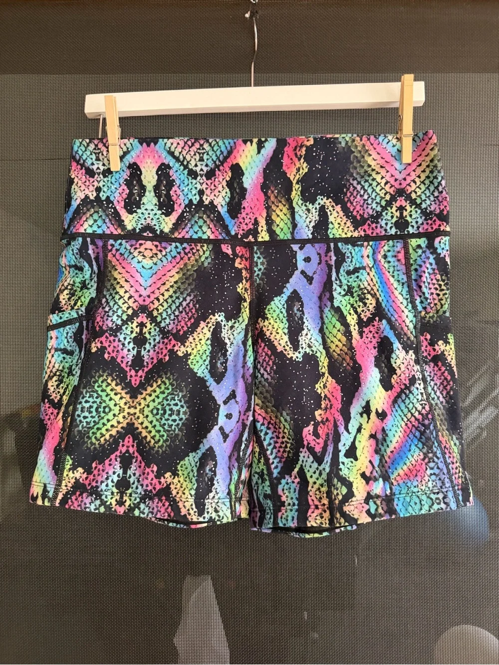 CVG Hypnotized 5 inch shorts